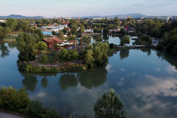 Jezero u Štúrova